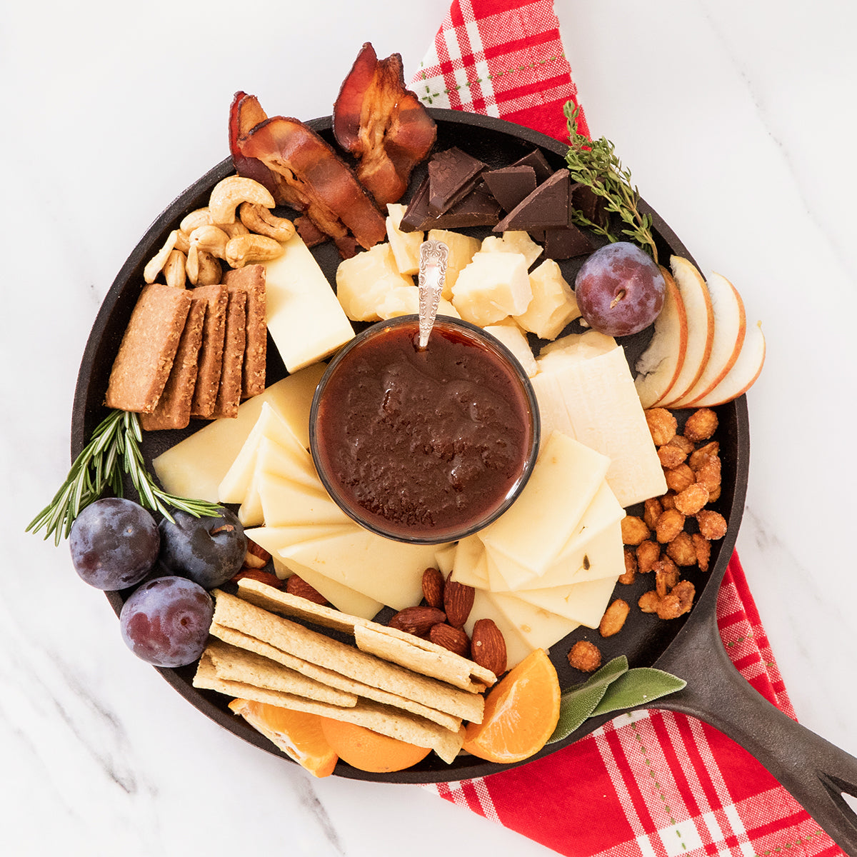 Holiday Apple Maple Butter